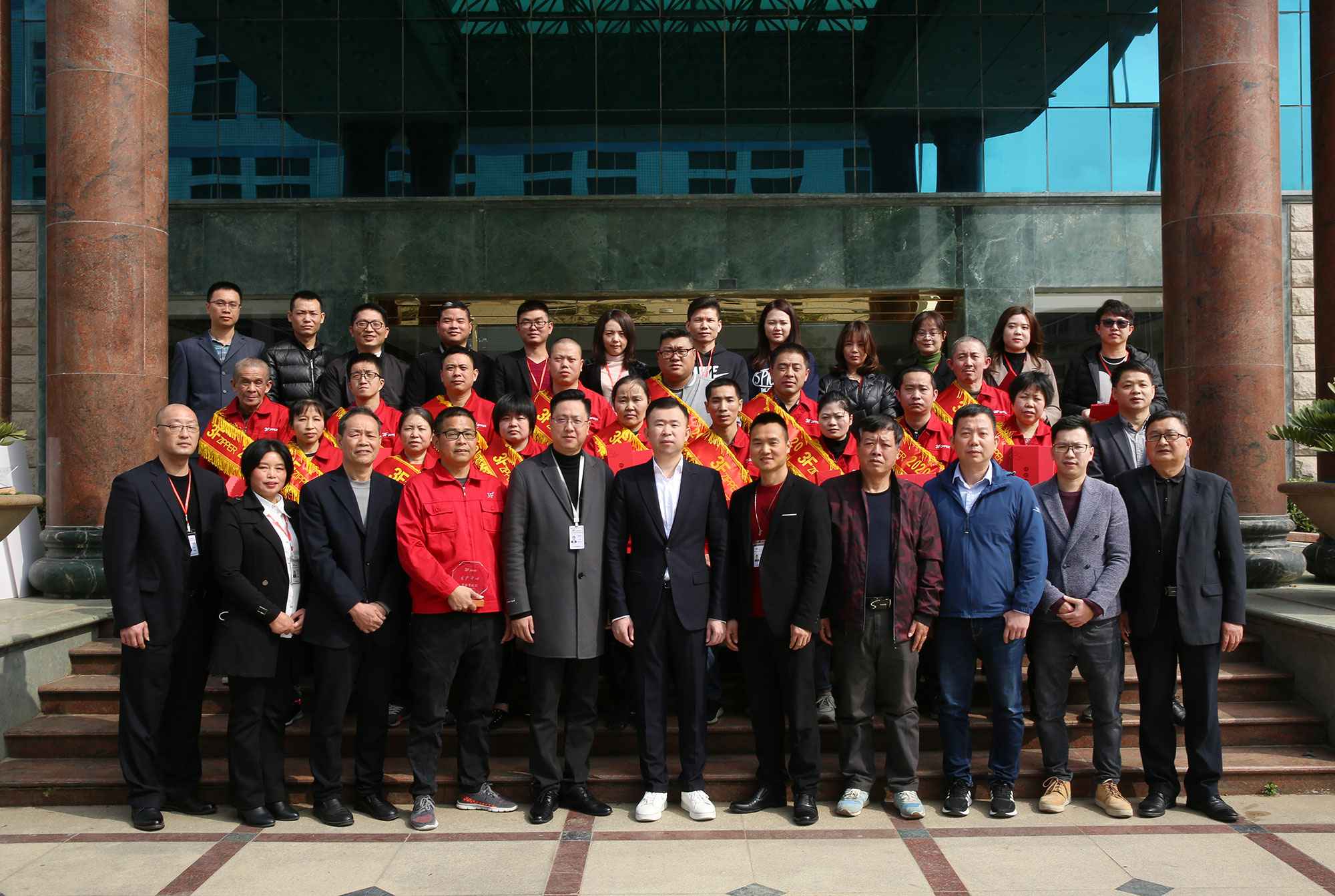 3F贝博app官网登录入口-贝博(中国)召开2020年度经营总结暨表彰大会